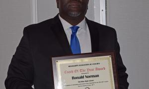 2017 MAC Coaches of the Year & Service Award Recipients